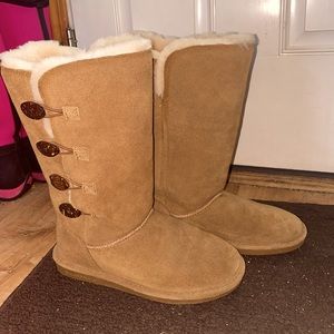 Women’s Bearpaws Mid Calf Rise Boots Size 10